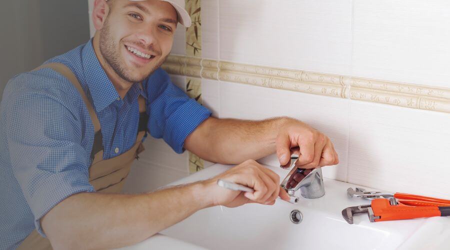 Professional clogged drains services in Guy, TX